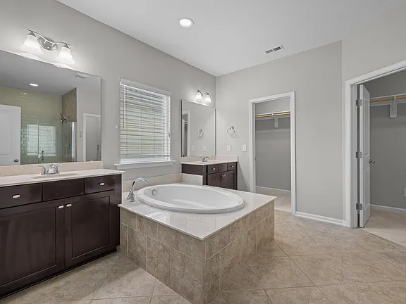 2ec1bda41a214e8696de86b6ad7739c9 cc ft 576