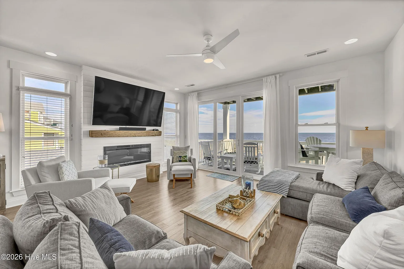 5aec9b117bd2df7701cf7bb451286795 uncropped scaled within 1536 1152