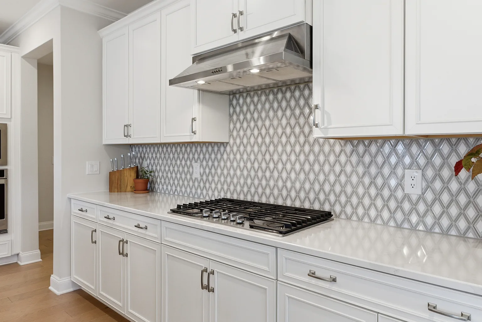 48ffb0ee1c4c2c9860f0346f2773ade5 uncropped scaled within 1536 1152