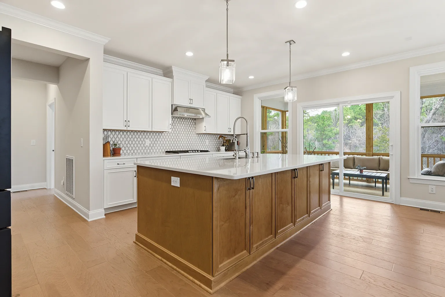 9209b5ff3238b75fe95cbebe3732efd1 uncropped scaled within 1536 1152